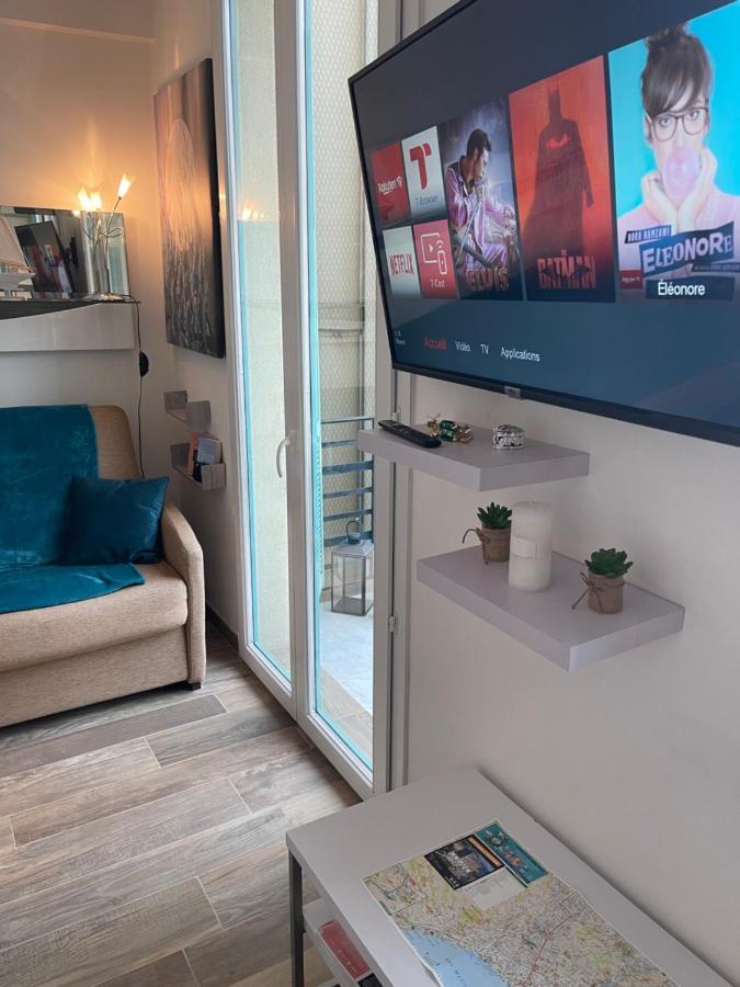 City-center 80m To The Sea / Appartamento Nizza