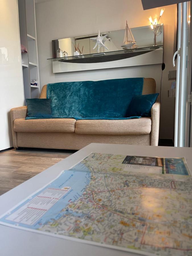 City-center 80m To The Sea / Apartment Nizza
